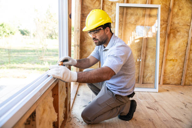 Best Spray Foam Insulation  in Centereach, NY